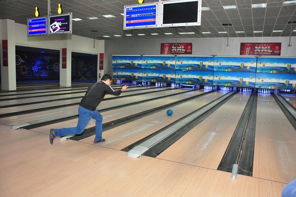 XXL Bowling Competition